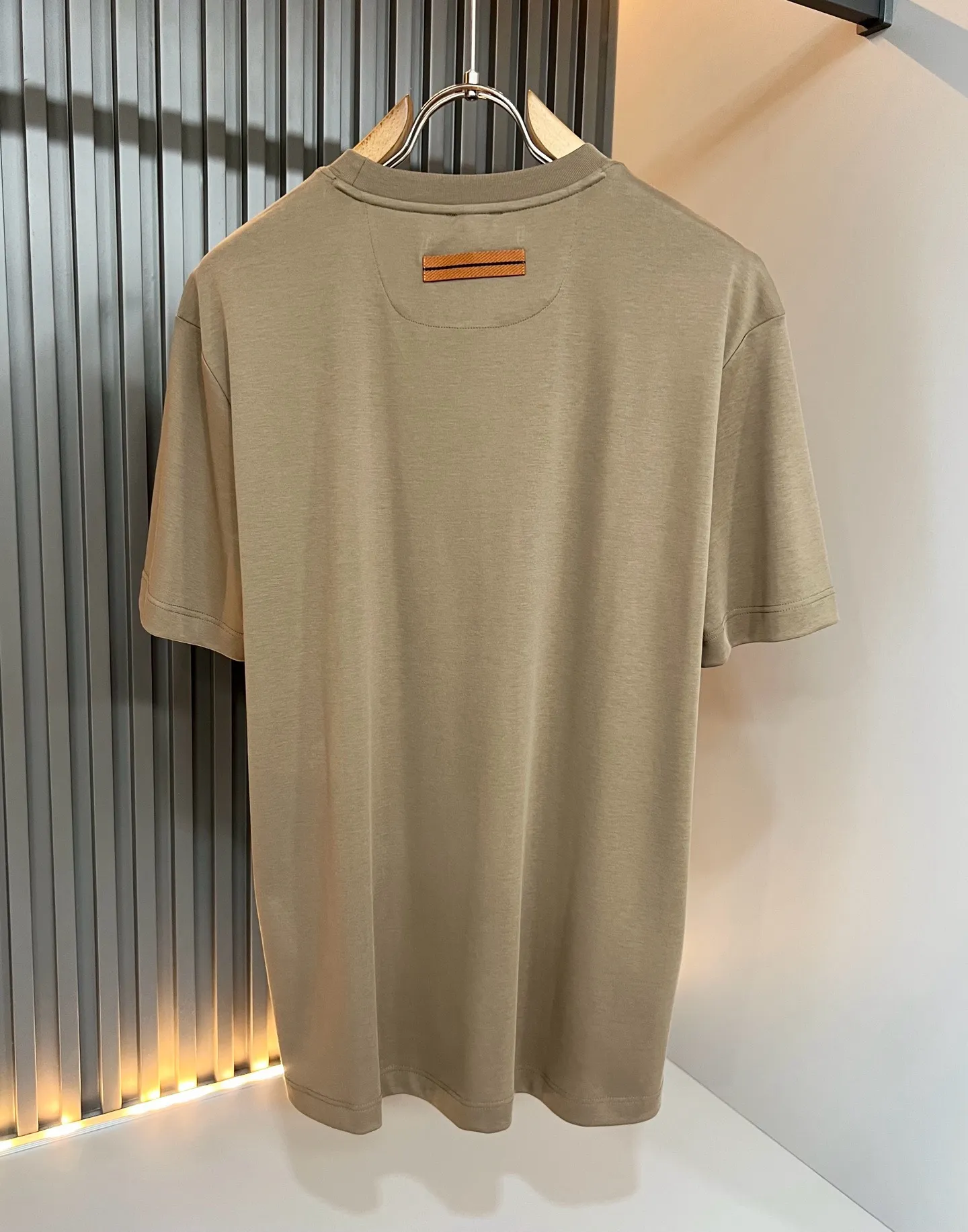 ，Ermenegildo Zeg*a * 2026 T ， ！ Classic ！ ！ ， 、 ！ 、 … Quality 。Size：M-3XL